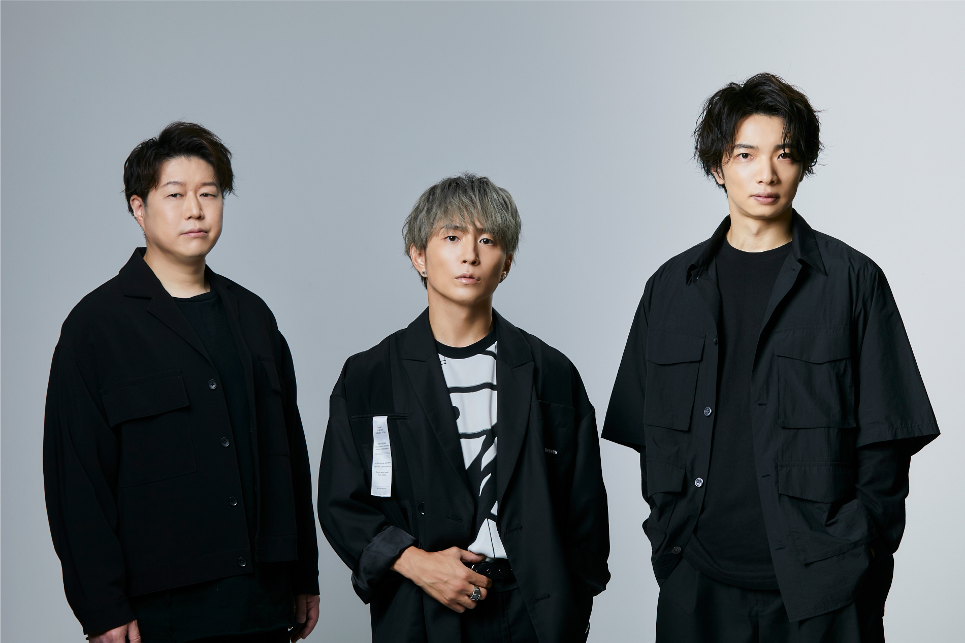 新しいアーティスト写真公開！ | 天才凡人 オフィシャルサイト